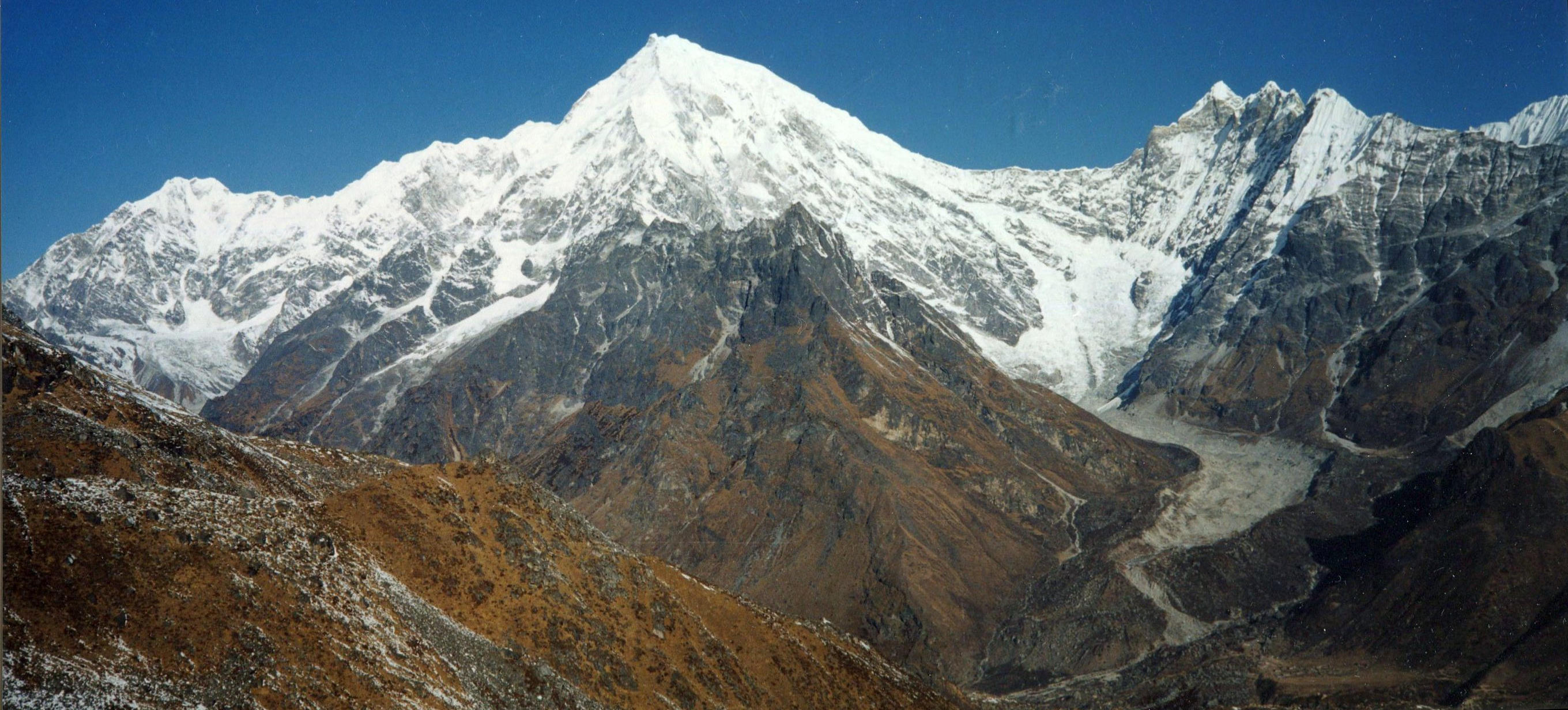 Langtang Lirung and Kimshung