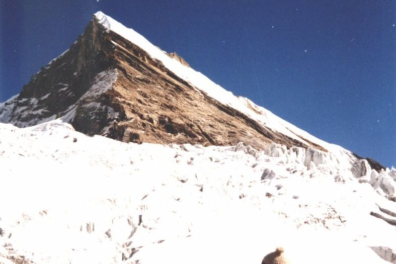 Tent Peak  ( Tharpu Chuli ) on ascent of Rakshi Peak