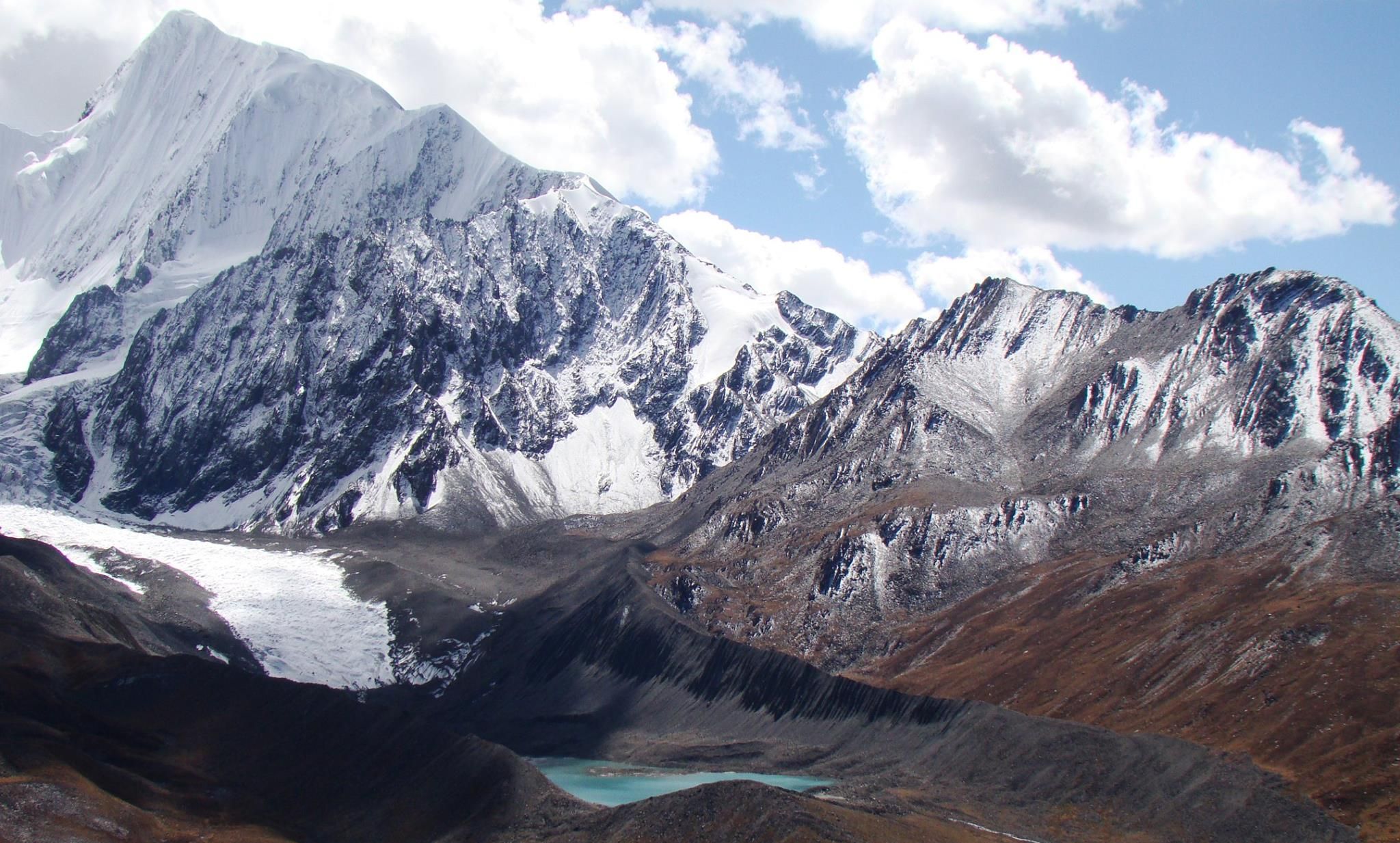 Mount Gongga / Minya Konka 7556m