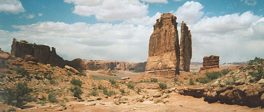 Park Avenue in Courthouse Towers area of Arches National Park