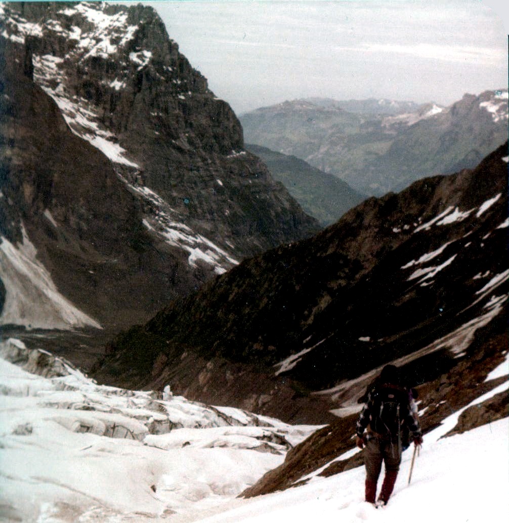 Descent from the Dom