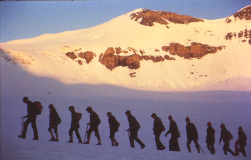 24th Glasgow ( Bearsden ) Scout Group on ascent of the Wildstrubel in the Bernese Oberlands Region of the Swiss Alps