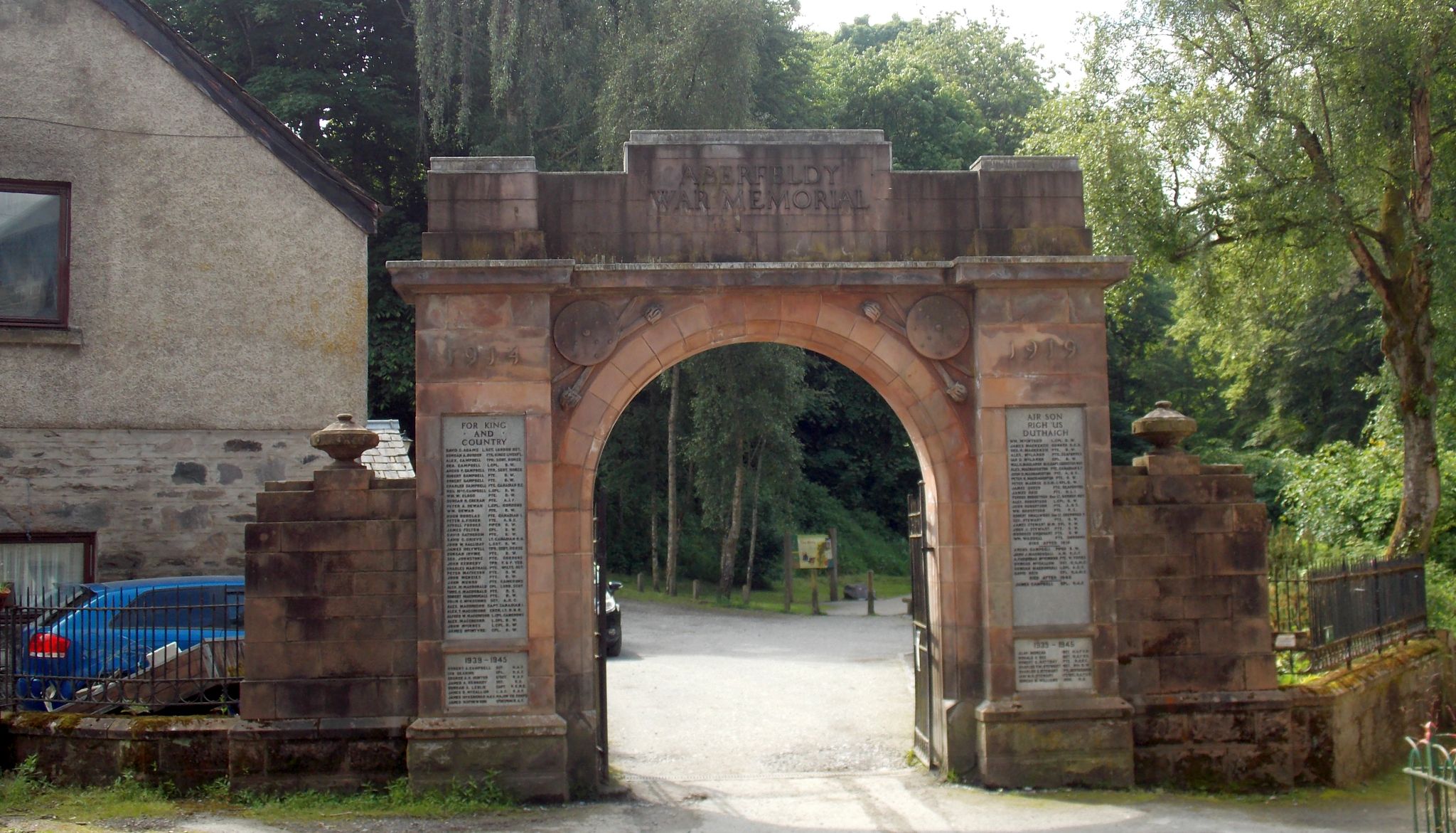 War Memorial Arch in Aberfeldy