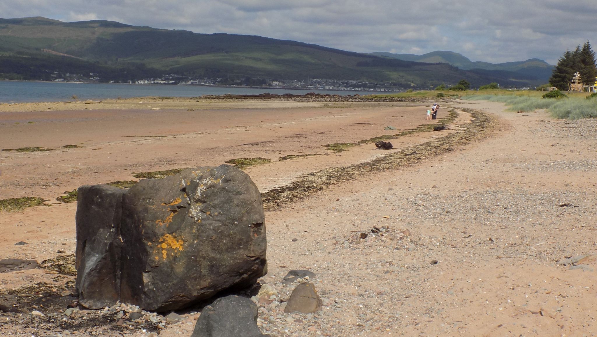 Sandy beach at Lunderston Bay