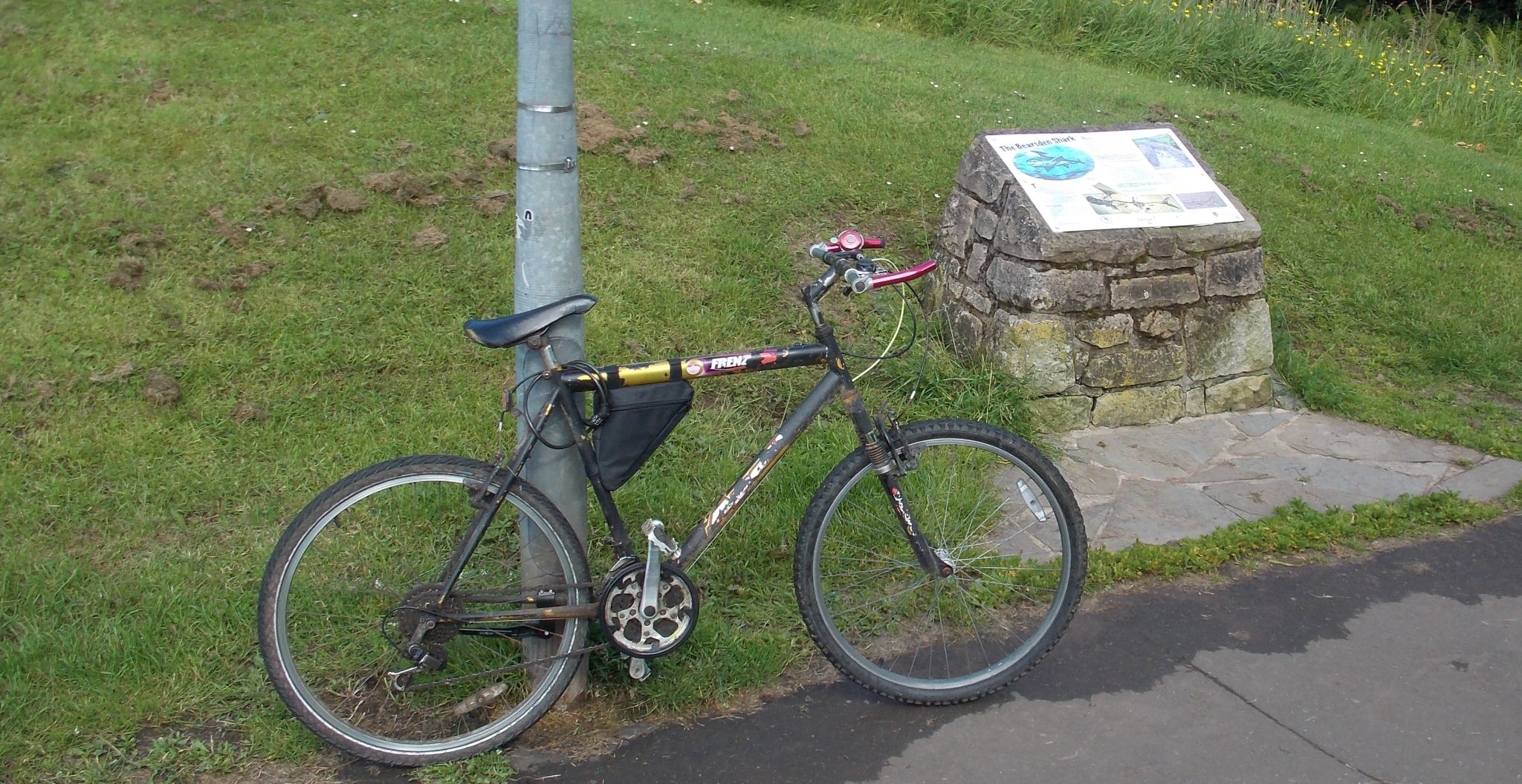 Plaque at the site of the "Bearsden Shark"