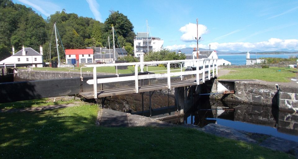 Lock 14 at Crinan Village