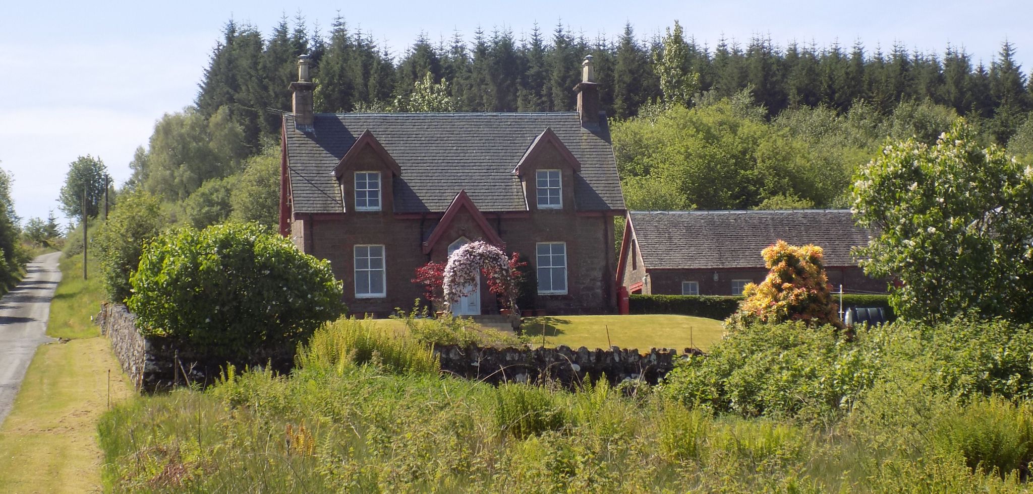 Cottage on the Rob Roy Way