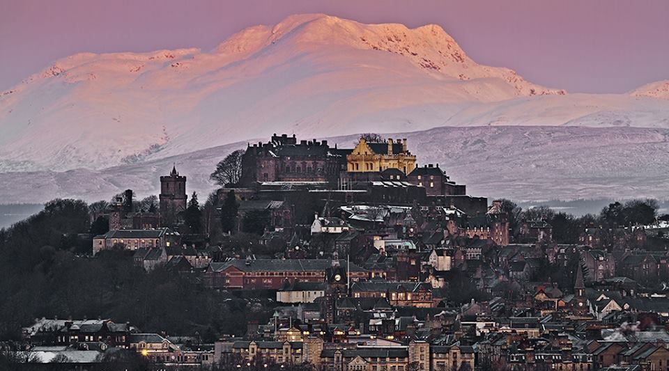 Stuc a Chroin beyond Stirling