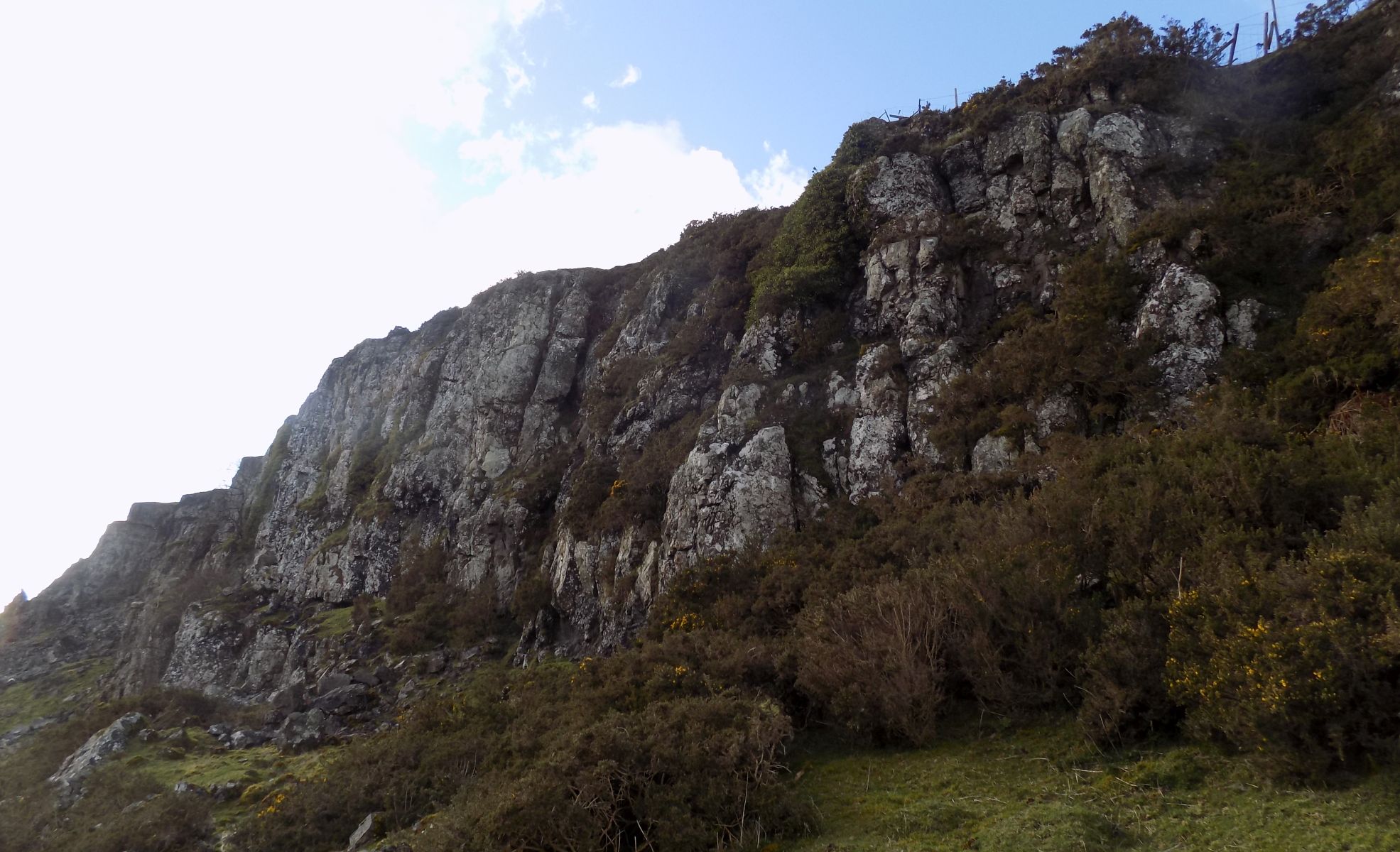 Rock Wall of Double Craigs in Fintry Hills