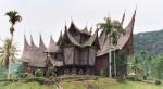 Rumah_gadang_payaruyung.jpg