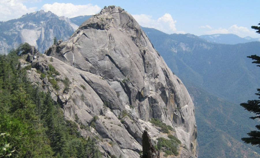 Moro Rock in Sequoia National Park